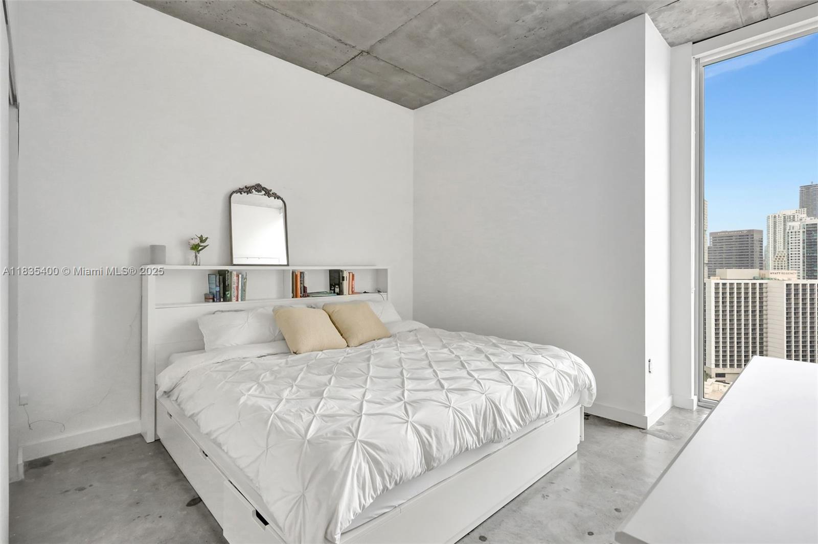 151 SE 1st St # 2511