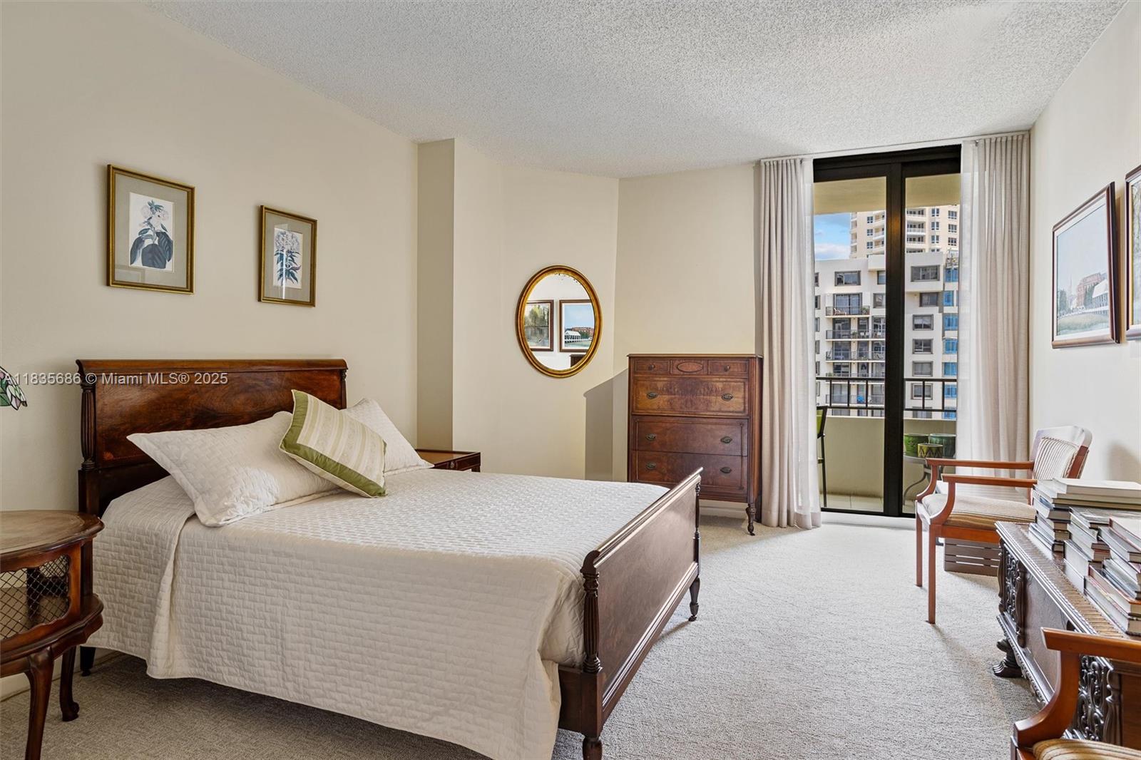 520 Brickell Key Dr # A1404