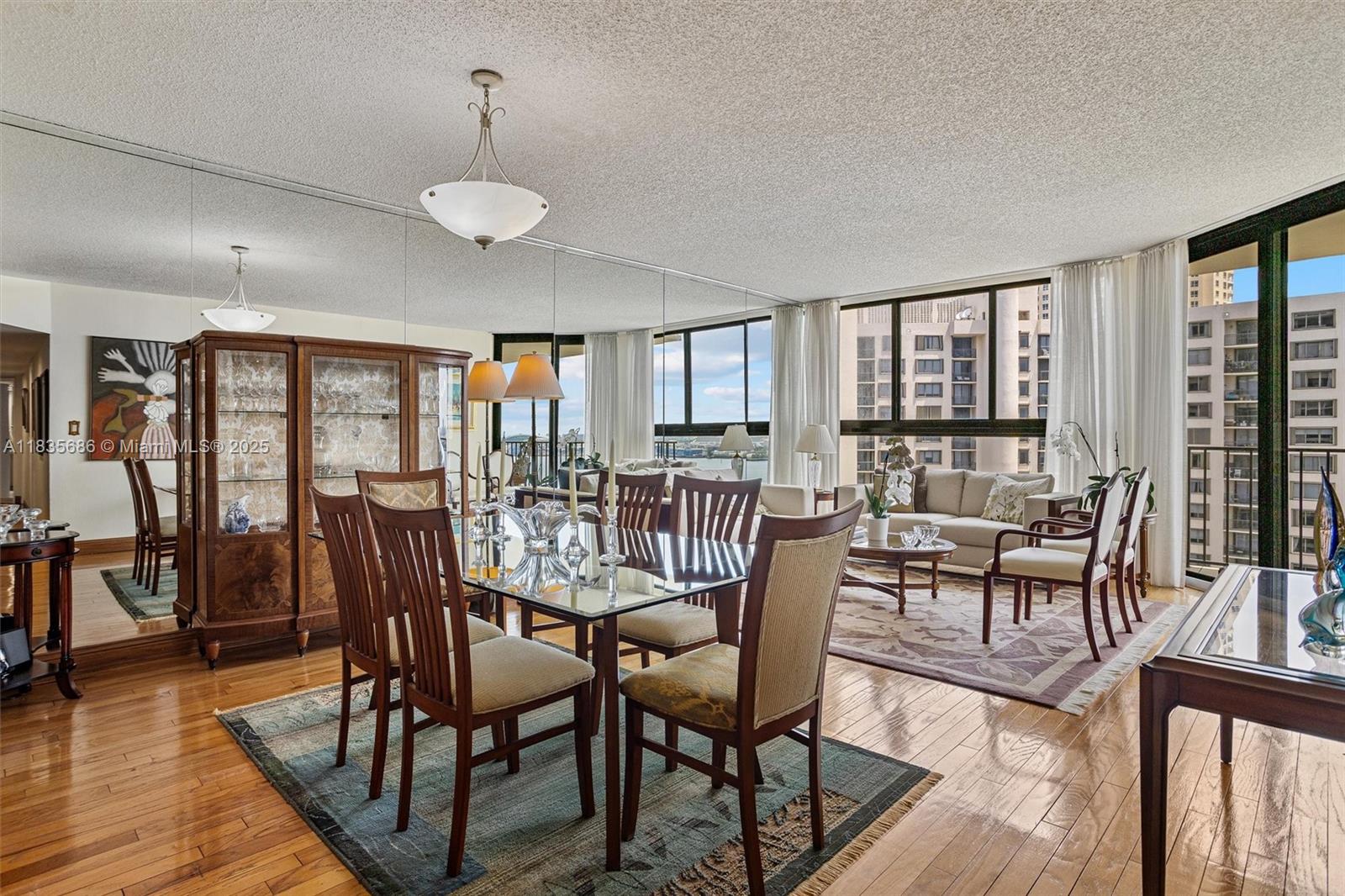 520 Brickell Key Dr # A1404