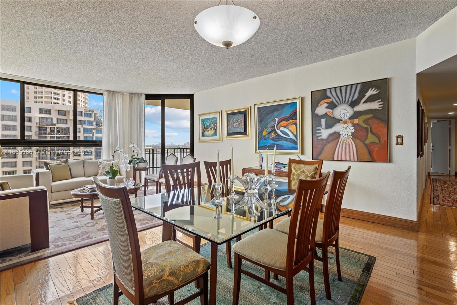 520 Brickell Key Dr # A1404