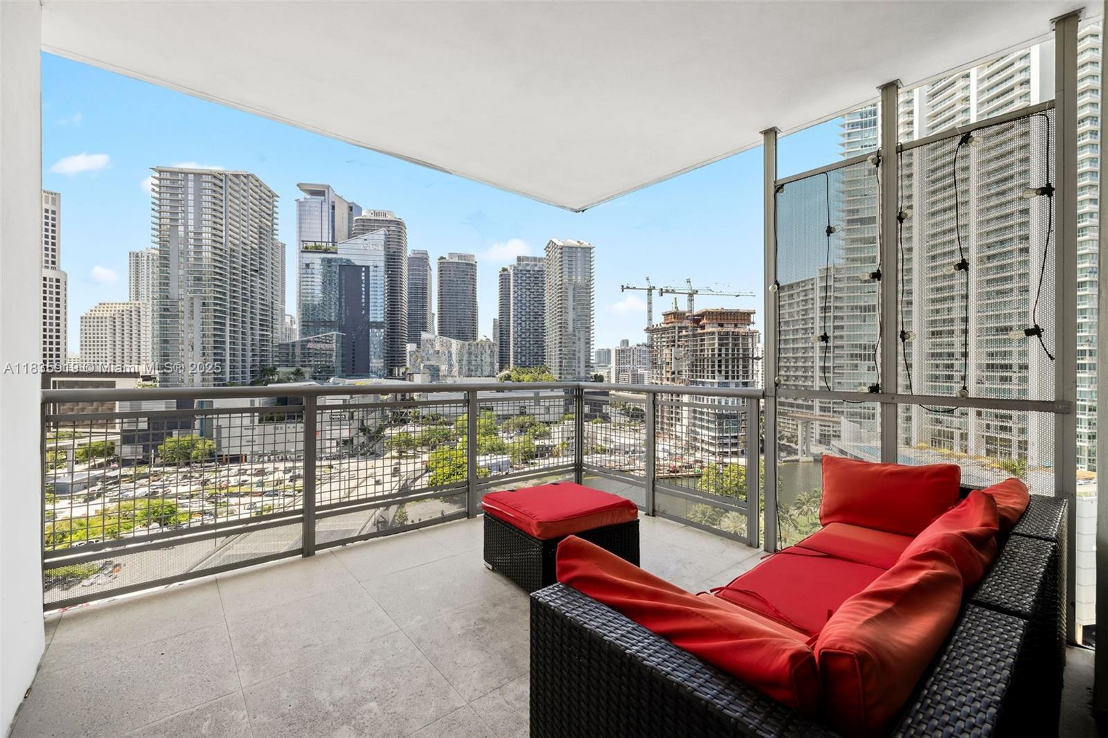 350 S Miami Ave Unit: 1804