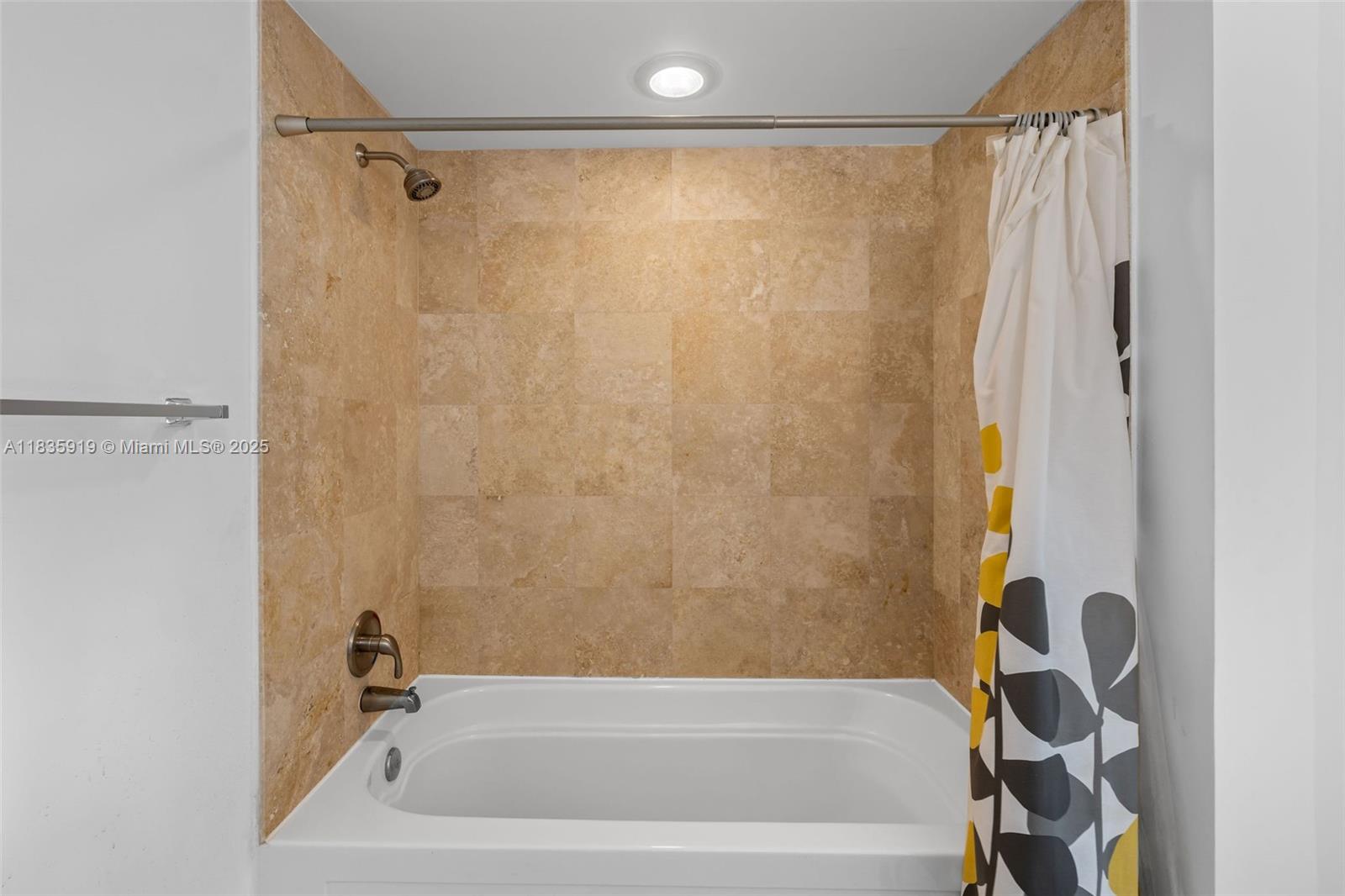 350 S Miami Ave Unit: 1804