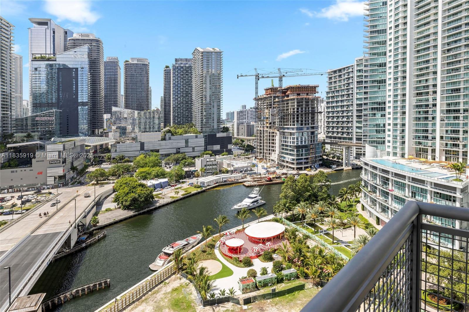 350 S Miami Ave Unit: 1804