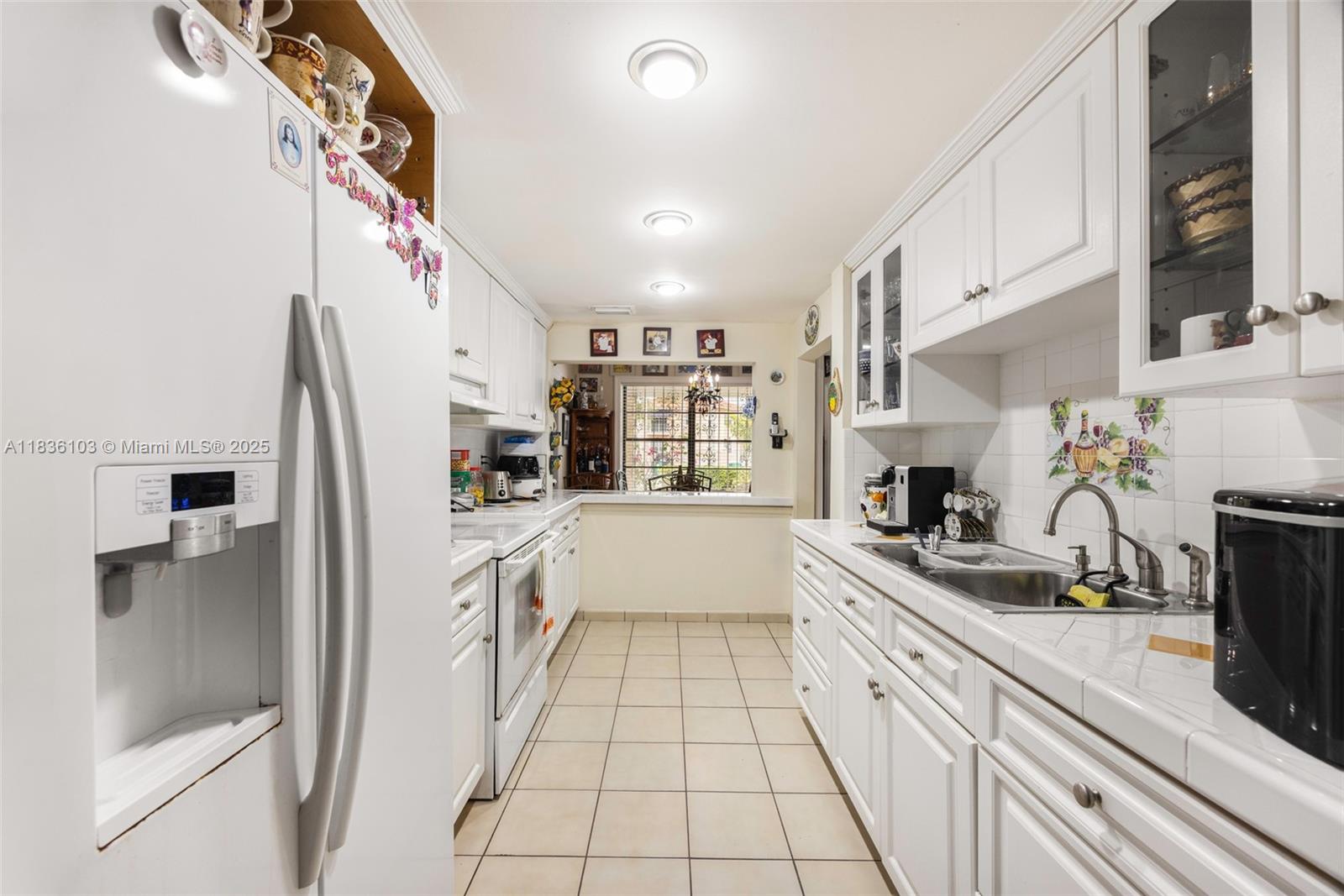811 SW 25th Rd