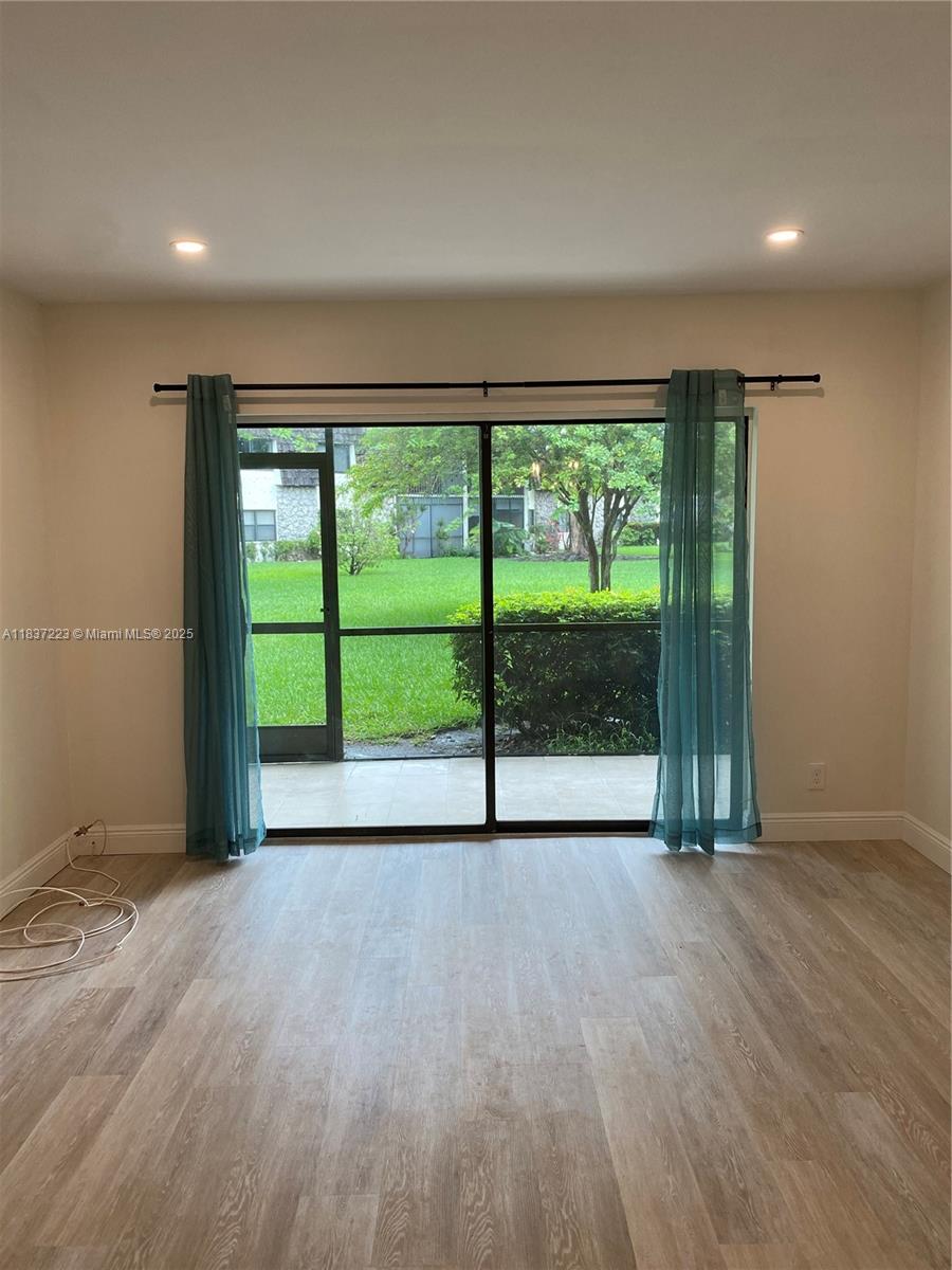 3119 Oakland Shores Dr # C107