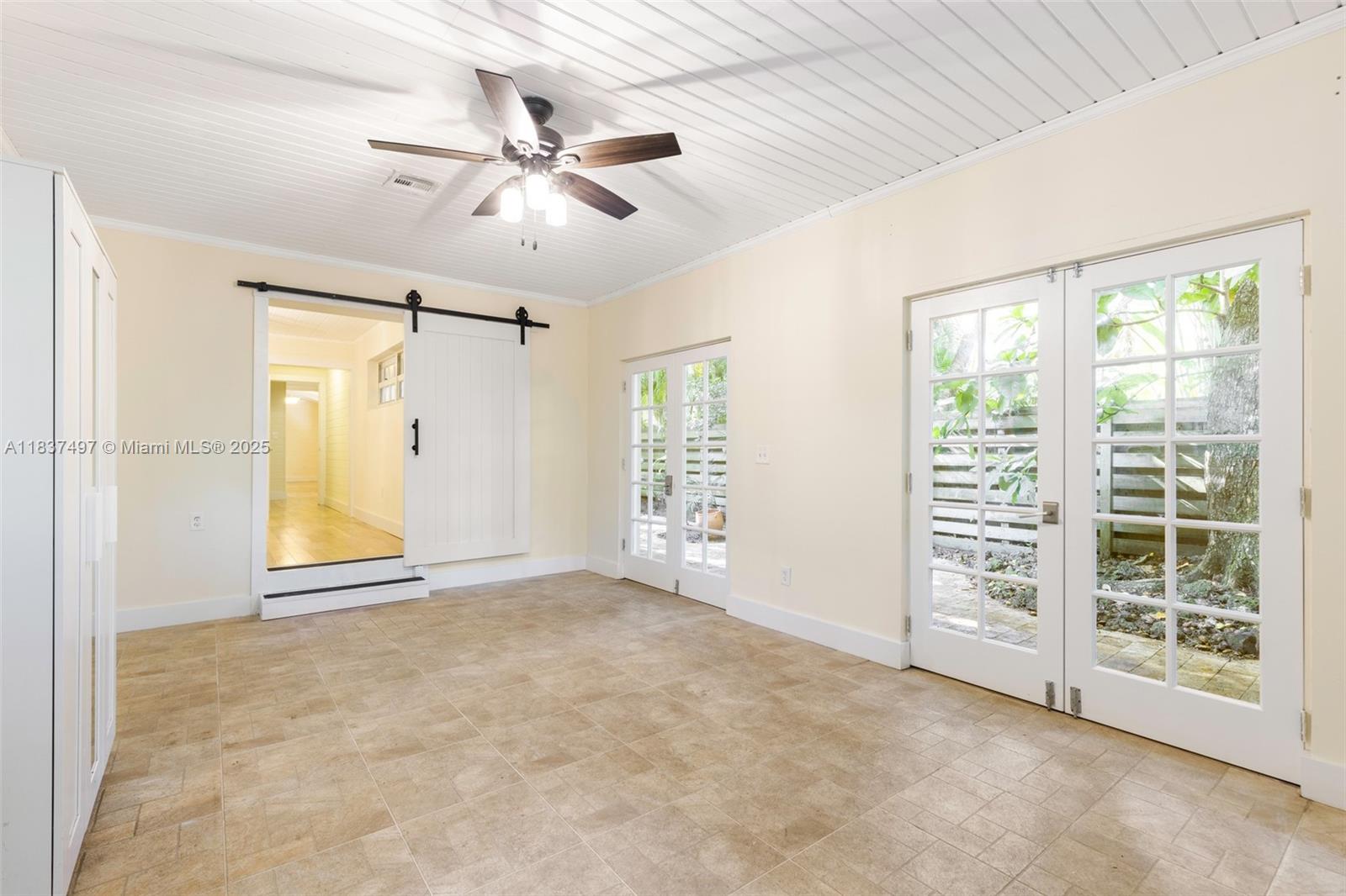 4235 Lennox Dr Unit: Front