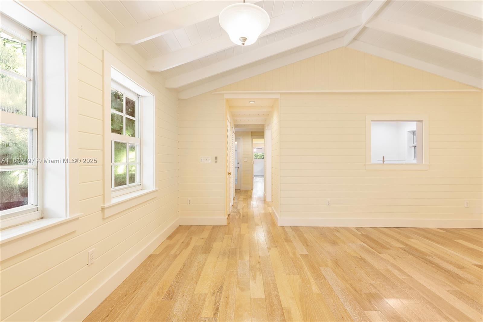 4235 Lennox Dr Unit: Front