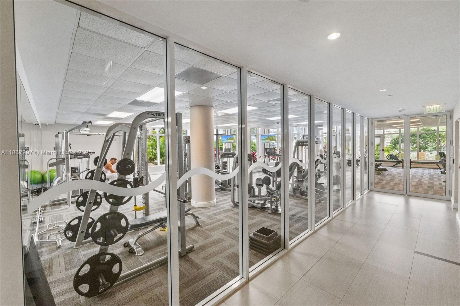 801 Brickell Key Blvd # 2006