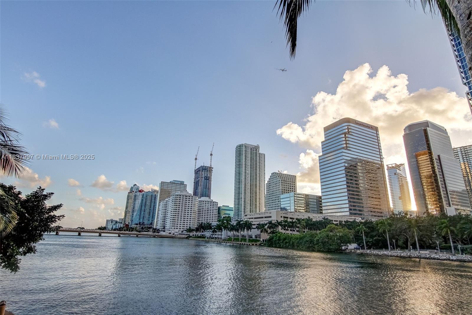 801 Brickell Key Blvd # 2006