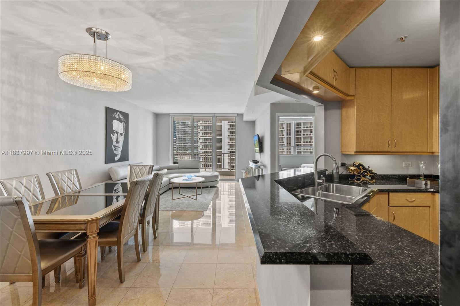 801 Brickell Key Blvd # 2006