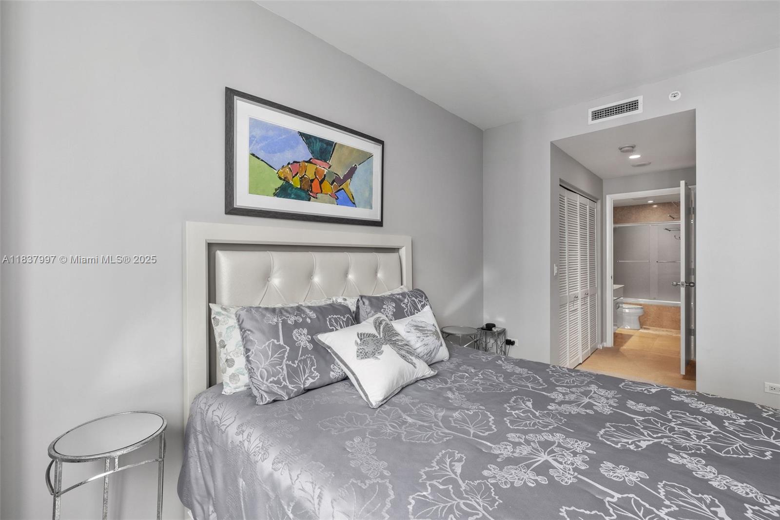 801 Brickell Key Blvd # 2006
