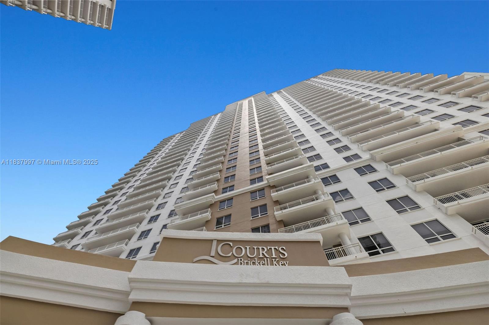801 Brickell Key Blvd # 2006