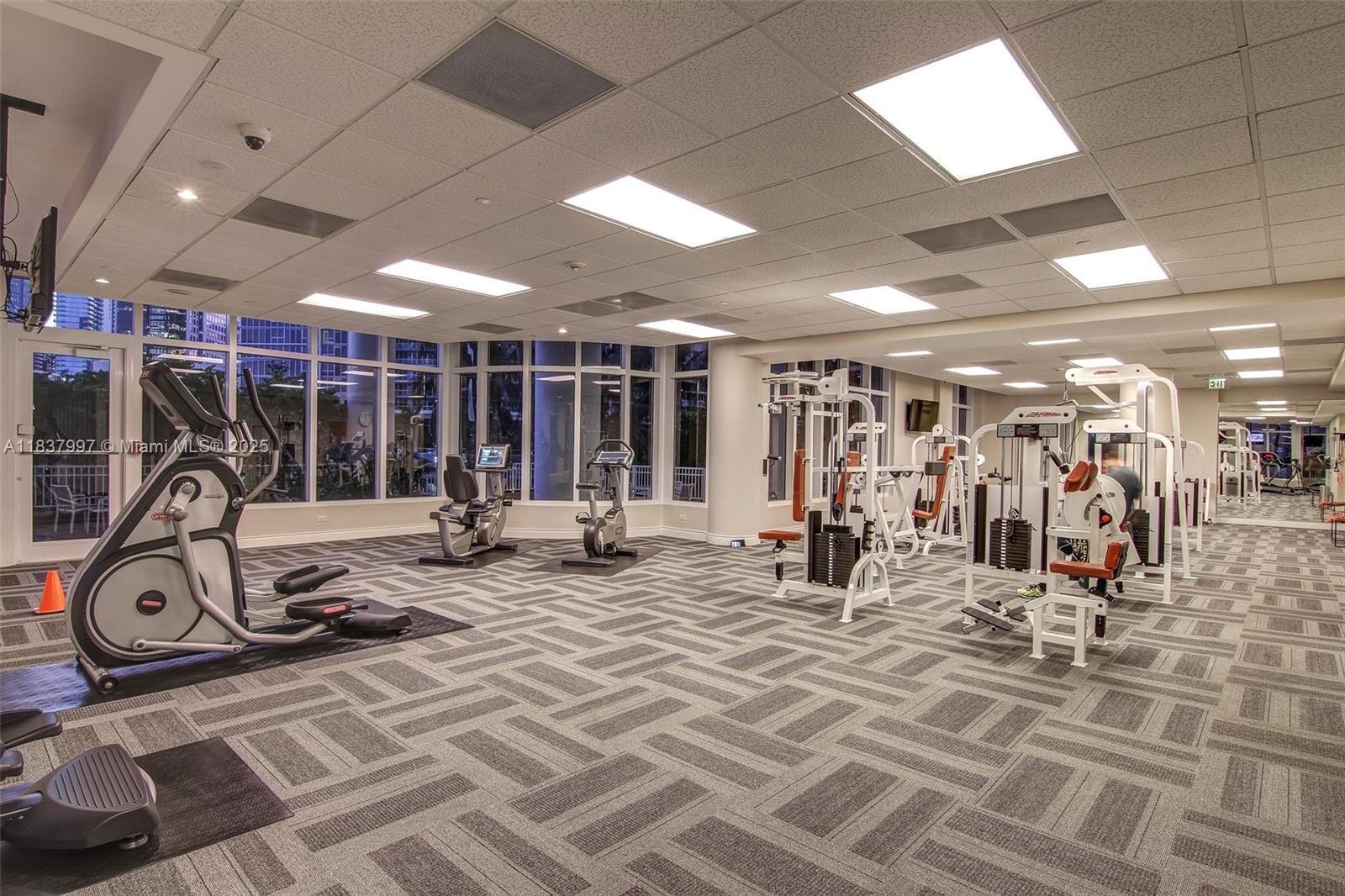 801 Brickell Key Blvd # 2006
