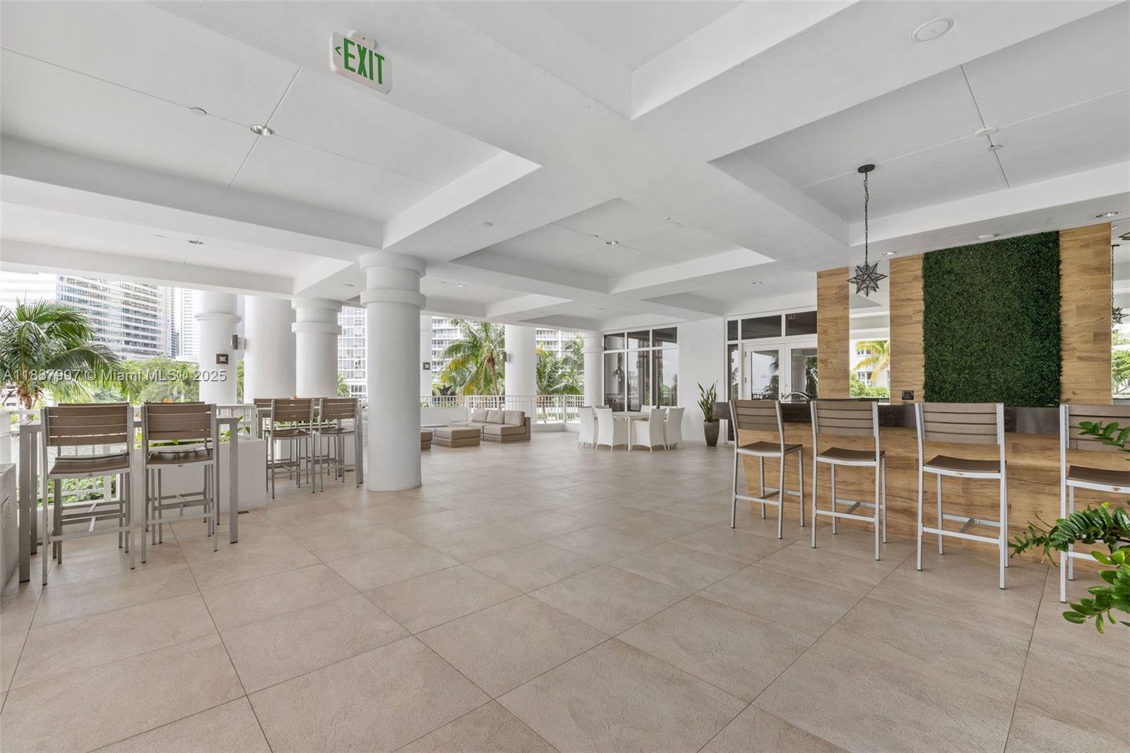 801 Brickell Key Blvd # 2006