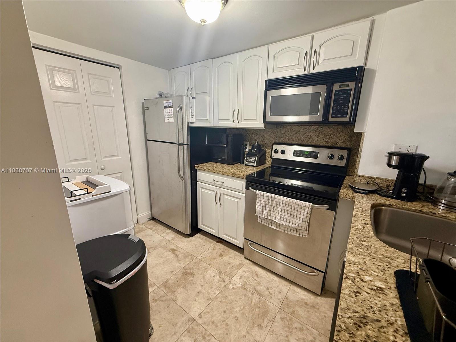 770 Claughton Island Dr # 413