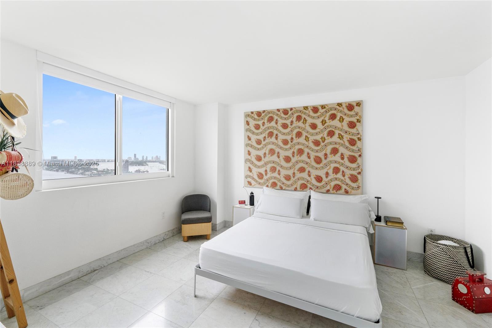 1800 N Bayshore Dr # 3003