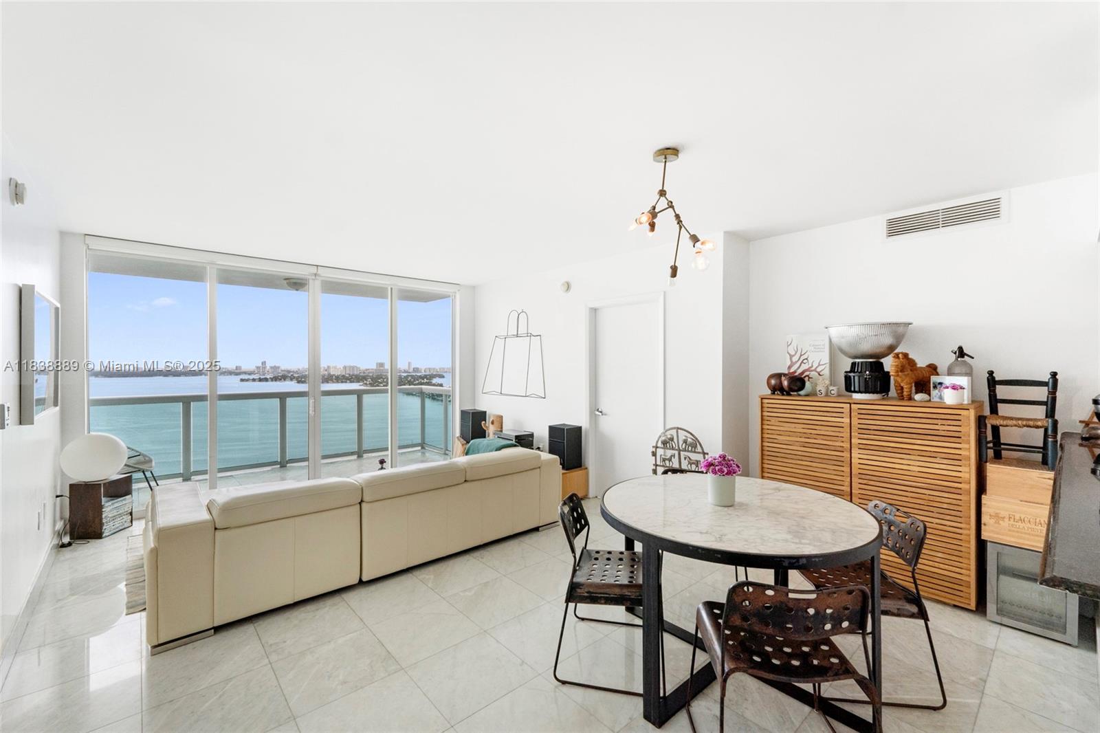 1800 N Bayshore Dr # 3003