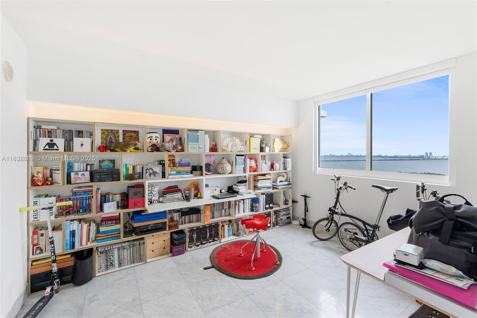 1800 N Bayshore Dr # 3003