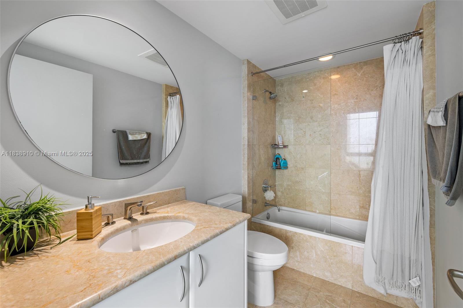 1331 Brickell Bay Dr # 2909