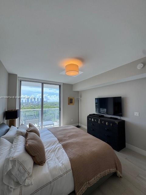 16385 Biscayne Blvd # 921