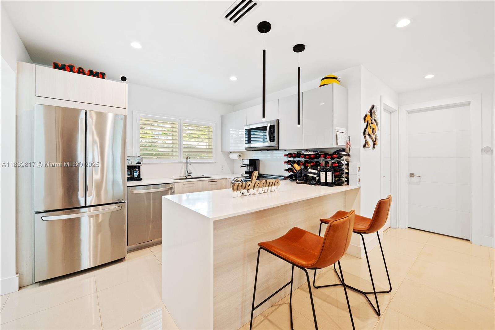 2511 Tequesta Ln