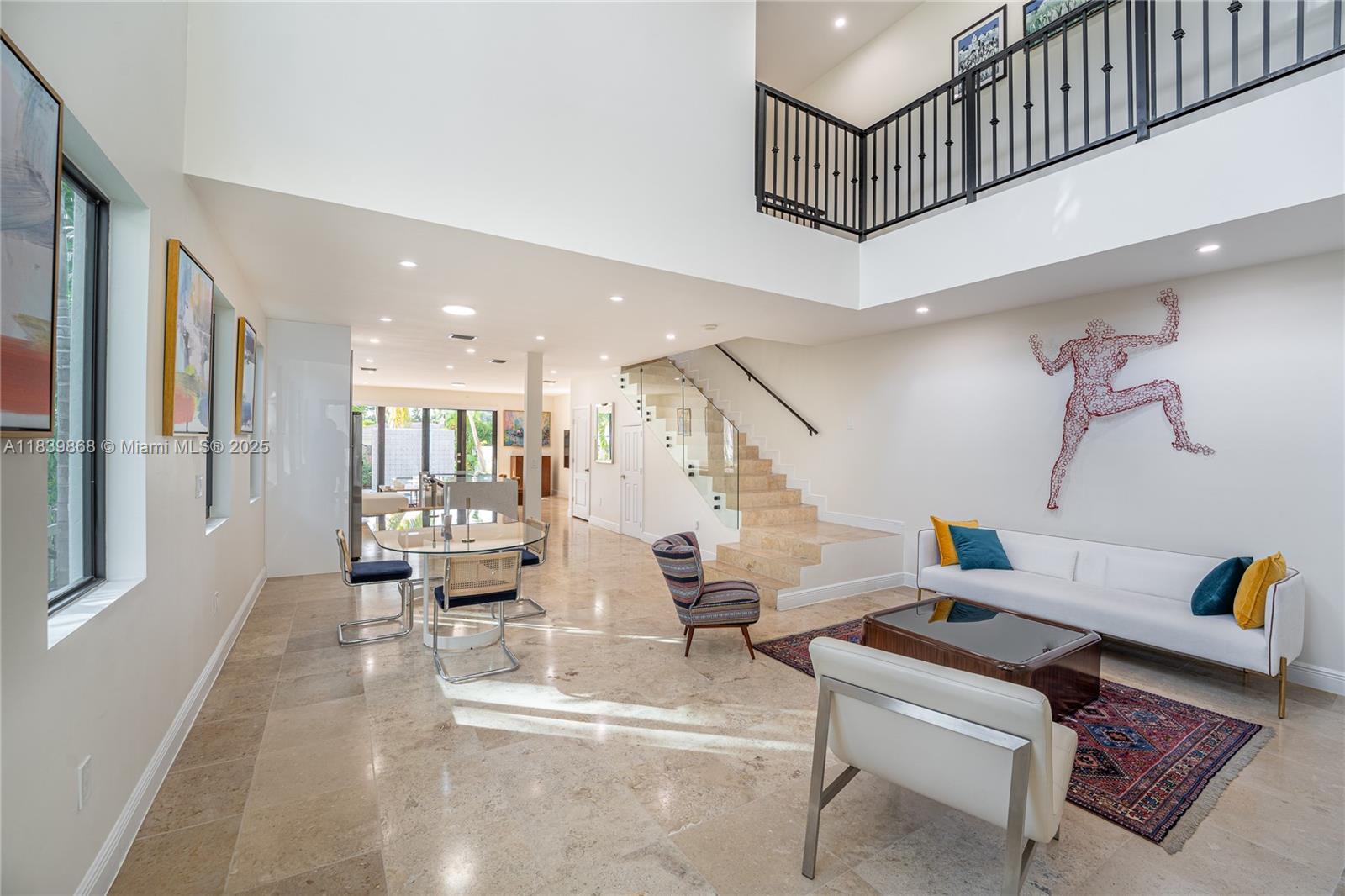 2766 SW 33rd Ave