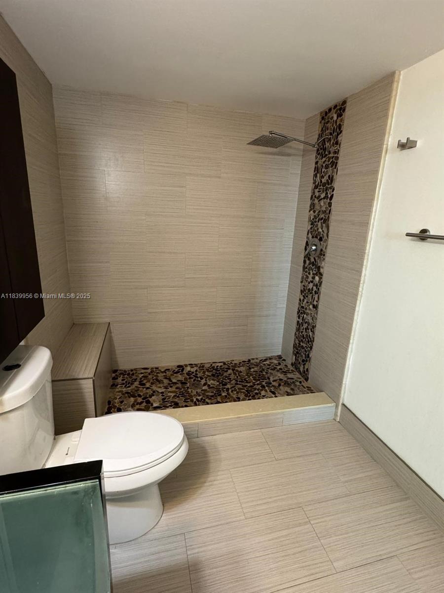 117 NW 42nd Ave # 1514