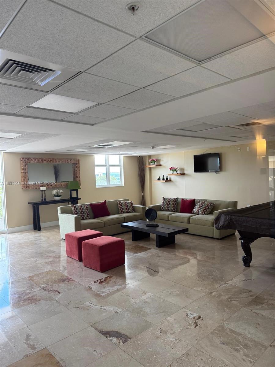 117 NW 42nd Ave # 1514