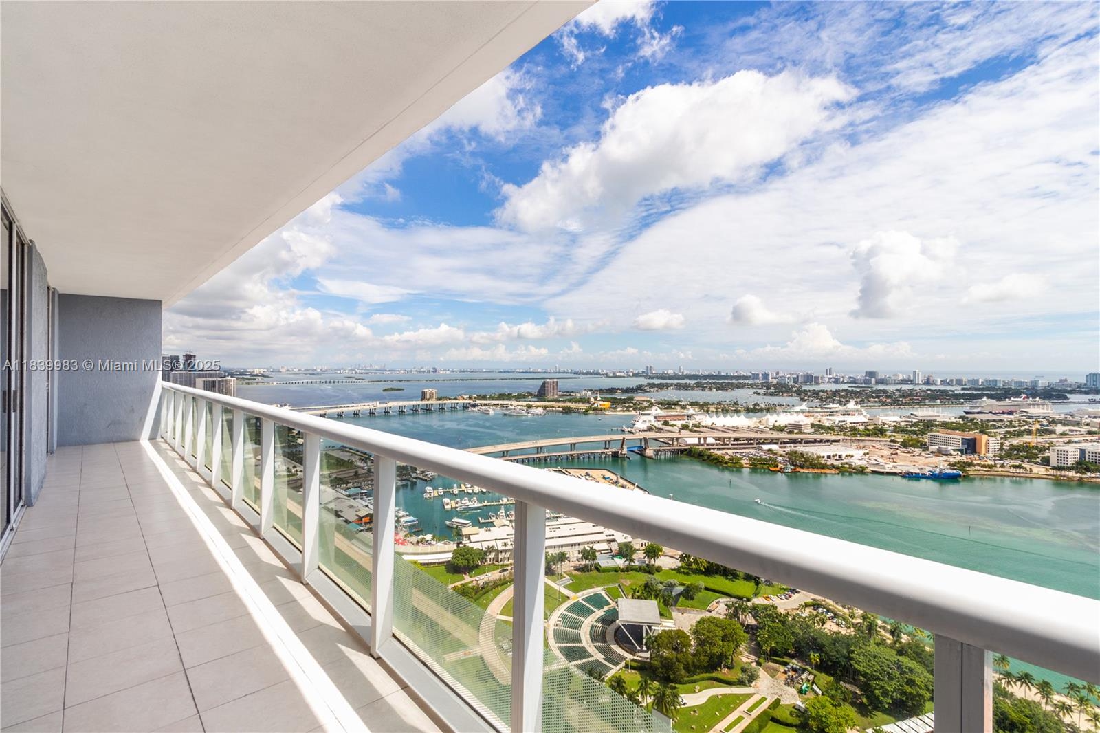 50 Biscayne Blvd # 4506