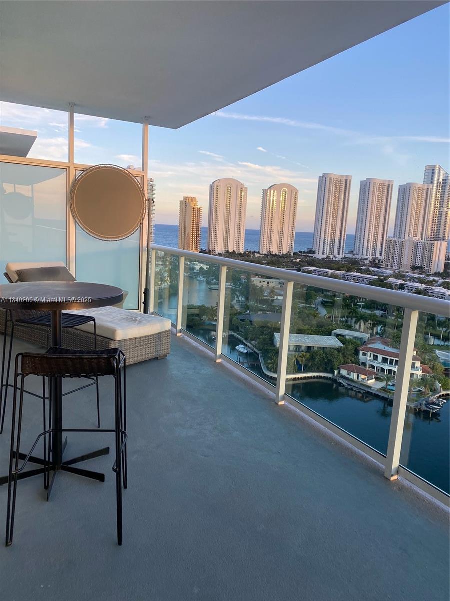 400 Sunny Isles Blvd # 2007