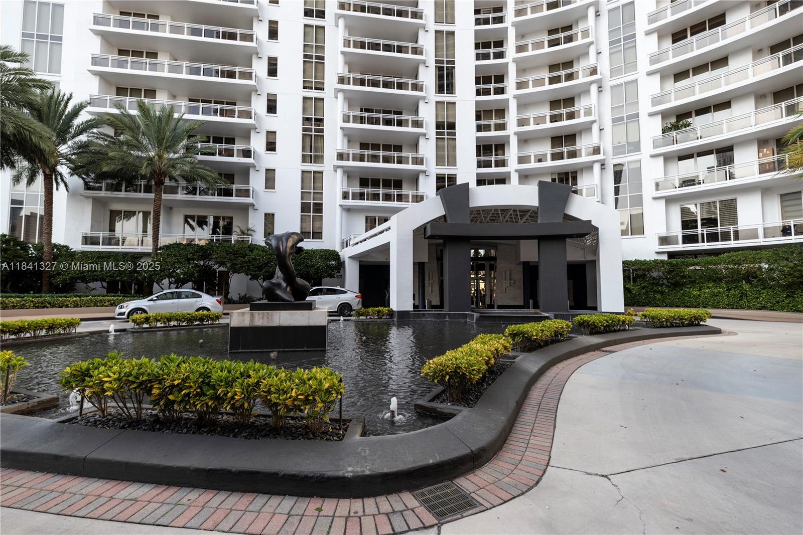 901 Brickell Key Blvd # 3301