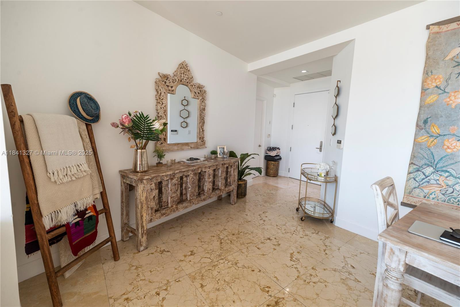 901 Brickell Key Blvd # 3301