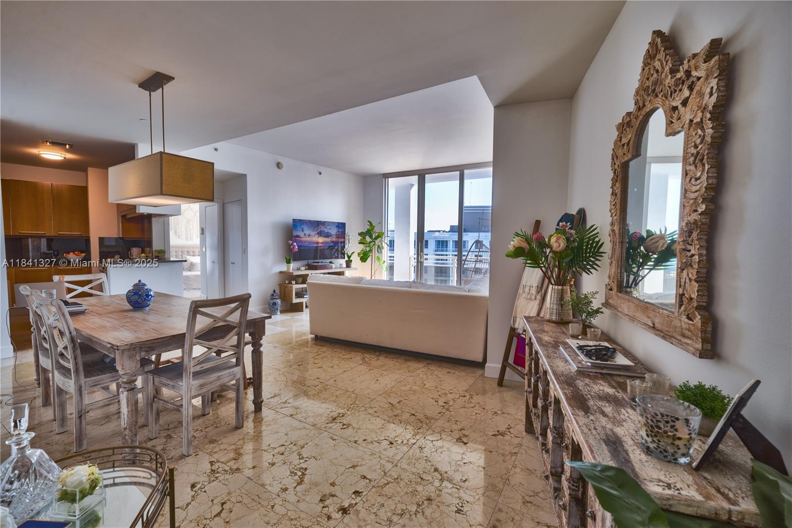 901 Brickell Key Blvd # 3301