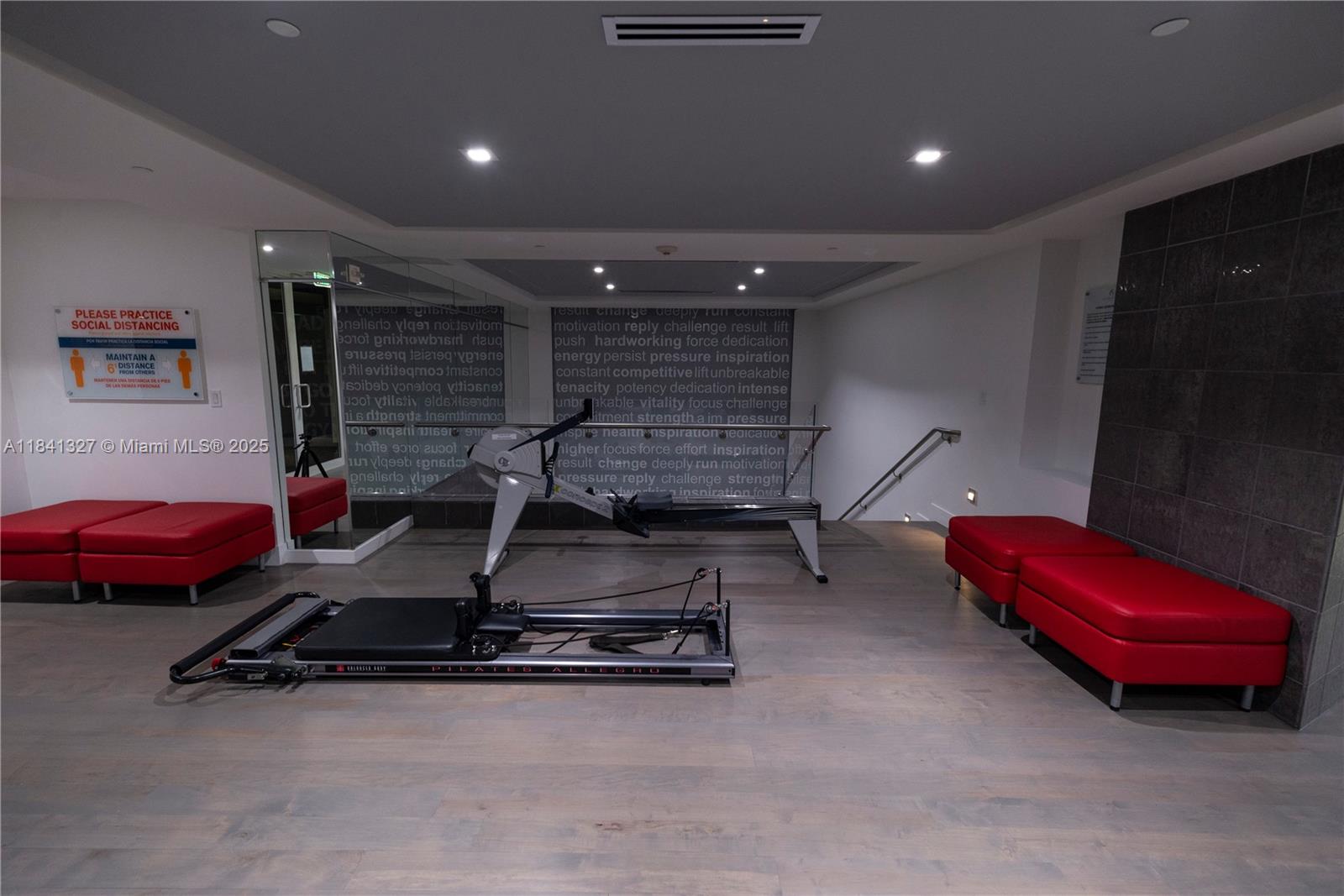 901 Brickell Key Blvd # 3301