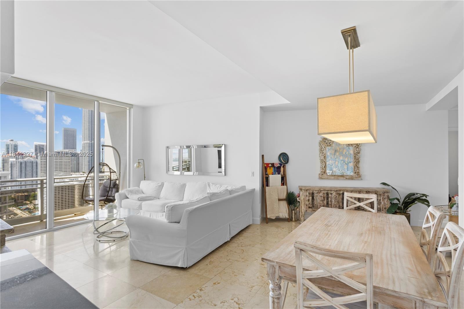 901 Brickell Key Blvd # 3301