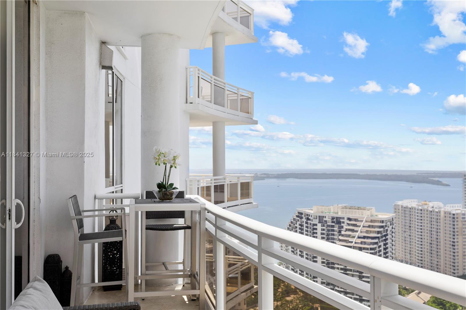 901 Brickell Key Blvd # 3301
