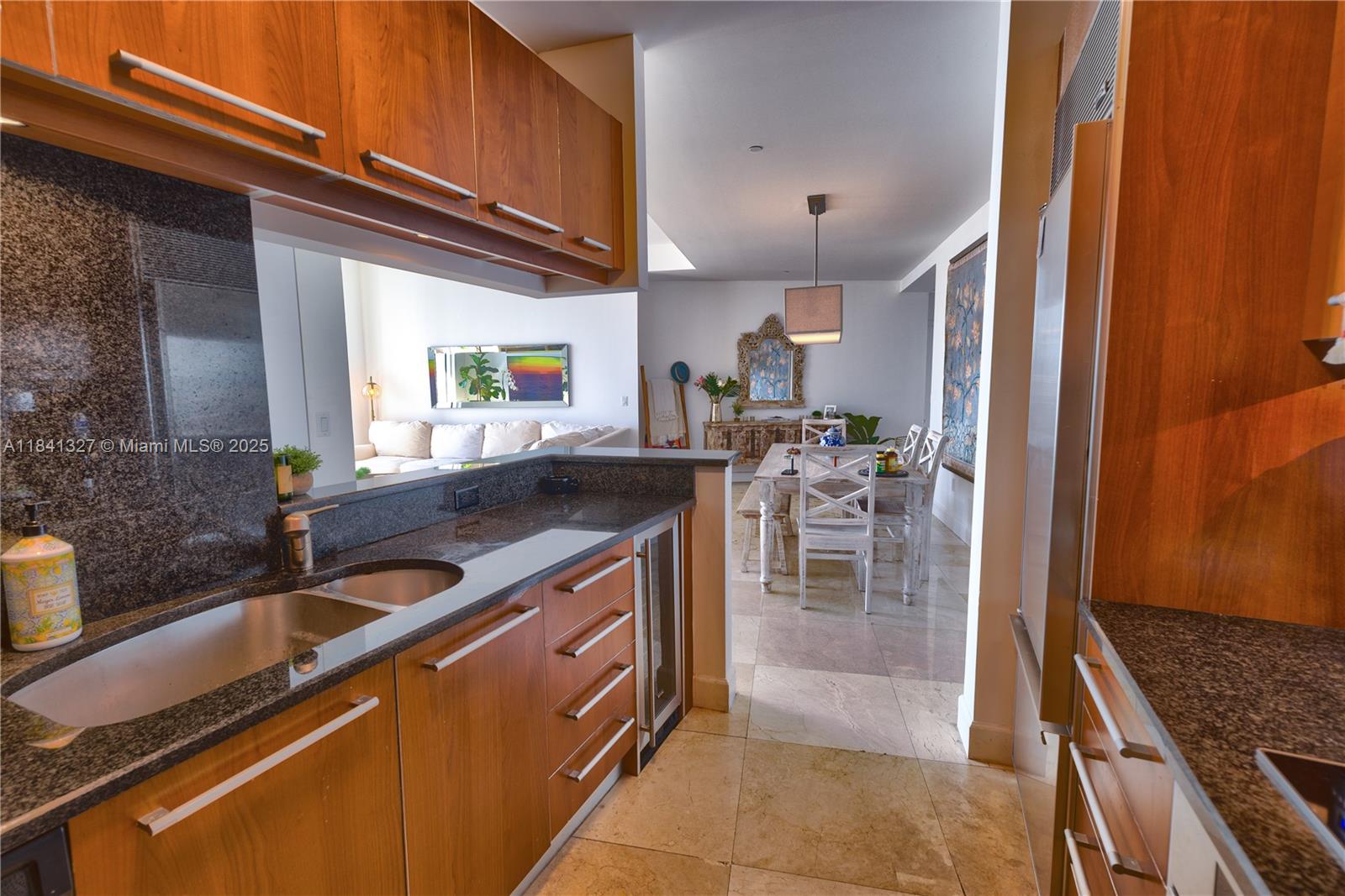 901 Brickell Key Blvd # 3301