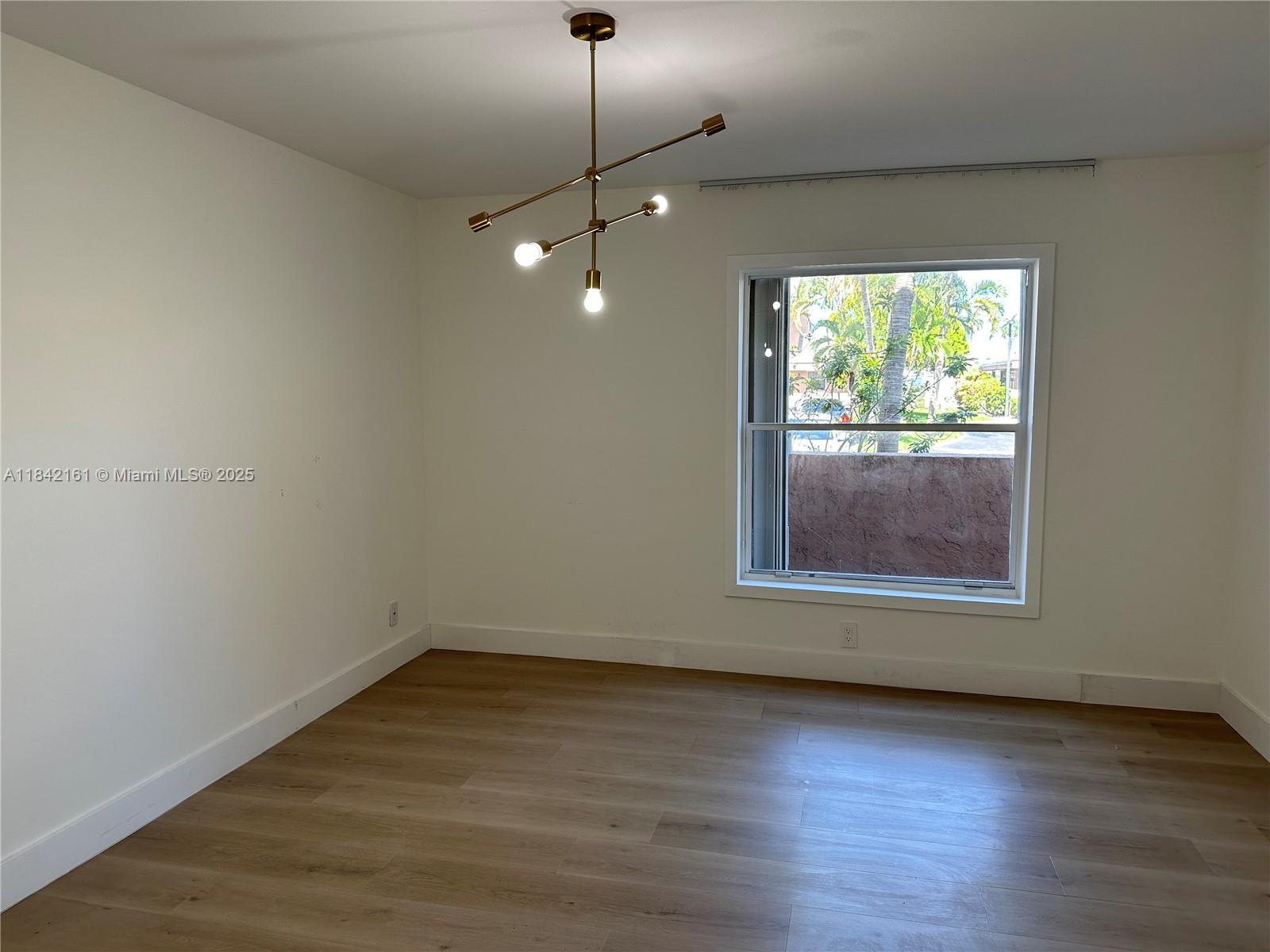 708 SE 3rd Ave Ext # 201