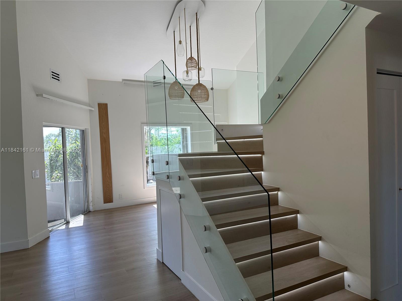 708 SE 3rd Ave Ext # 201