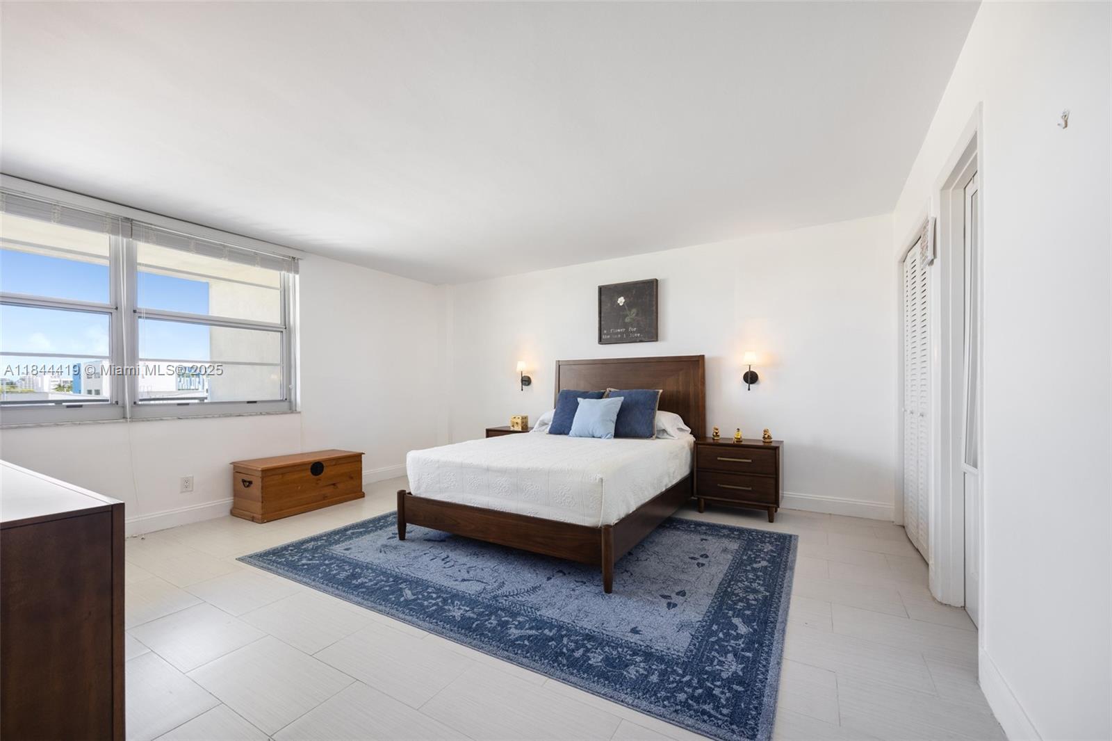 9500 W Bay Harbor Dr # 4F