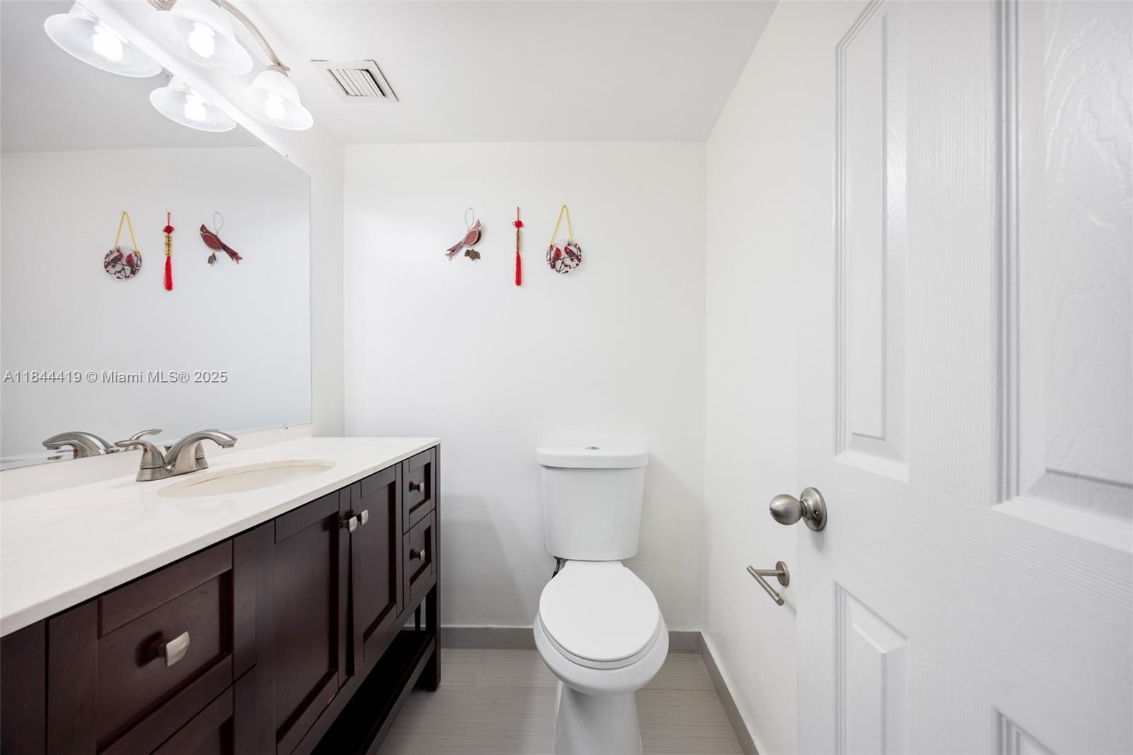 9500 W Bay Harbor Dr # 4F