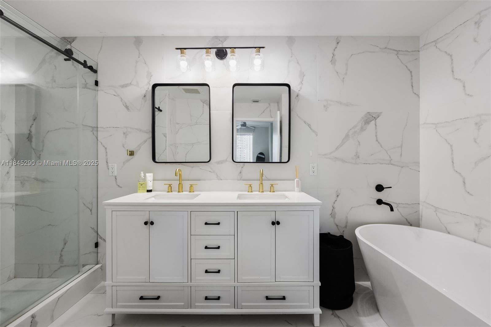1111 SW 1st Ave Unit: 3723-N