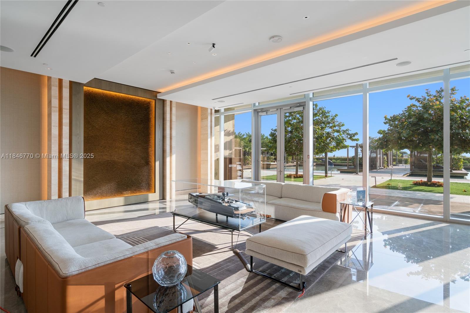 9349 Collins Ave # 605