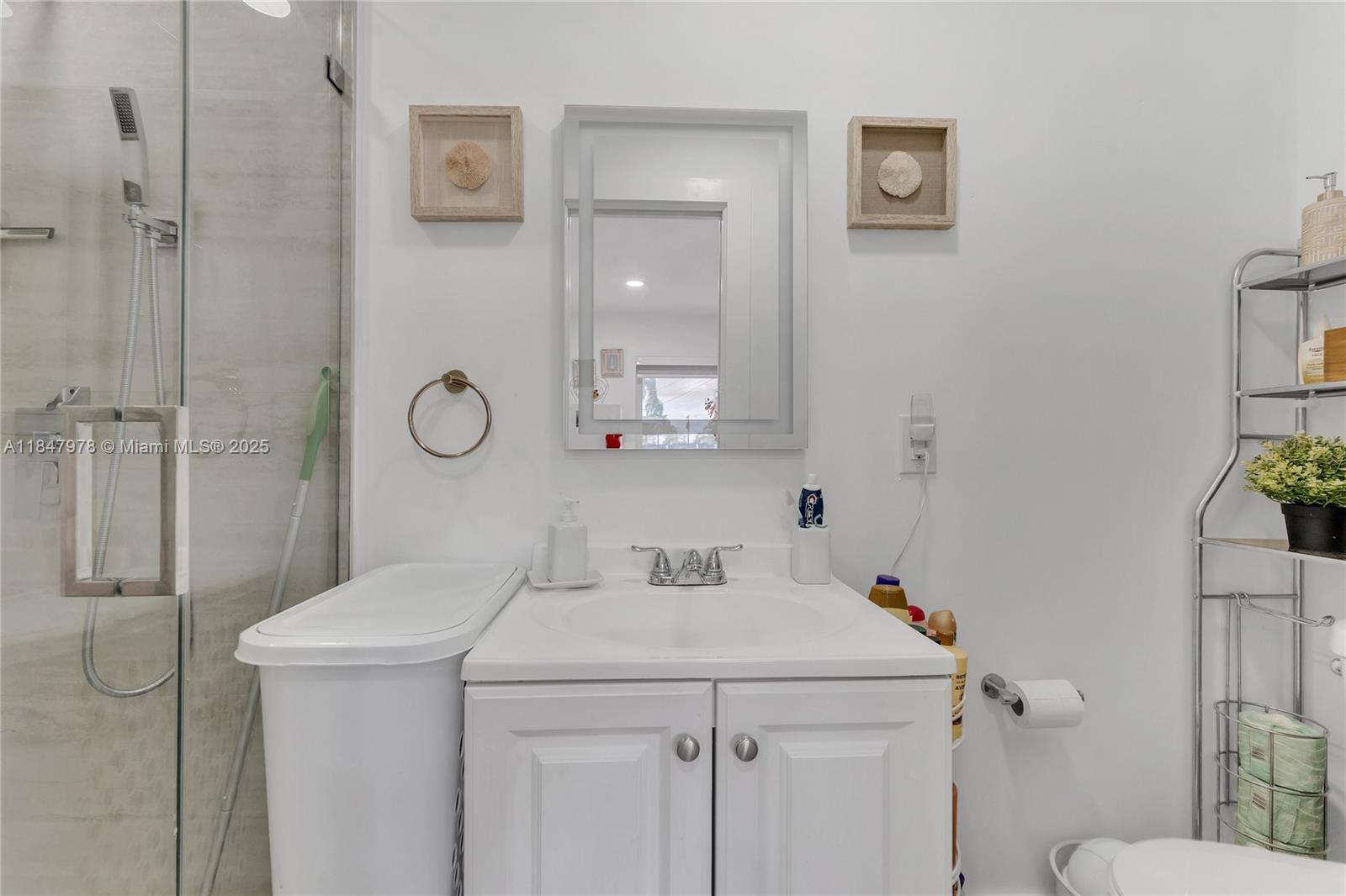 9530 Jamaica Dr # 9530