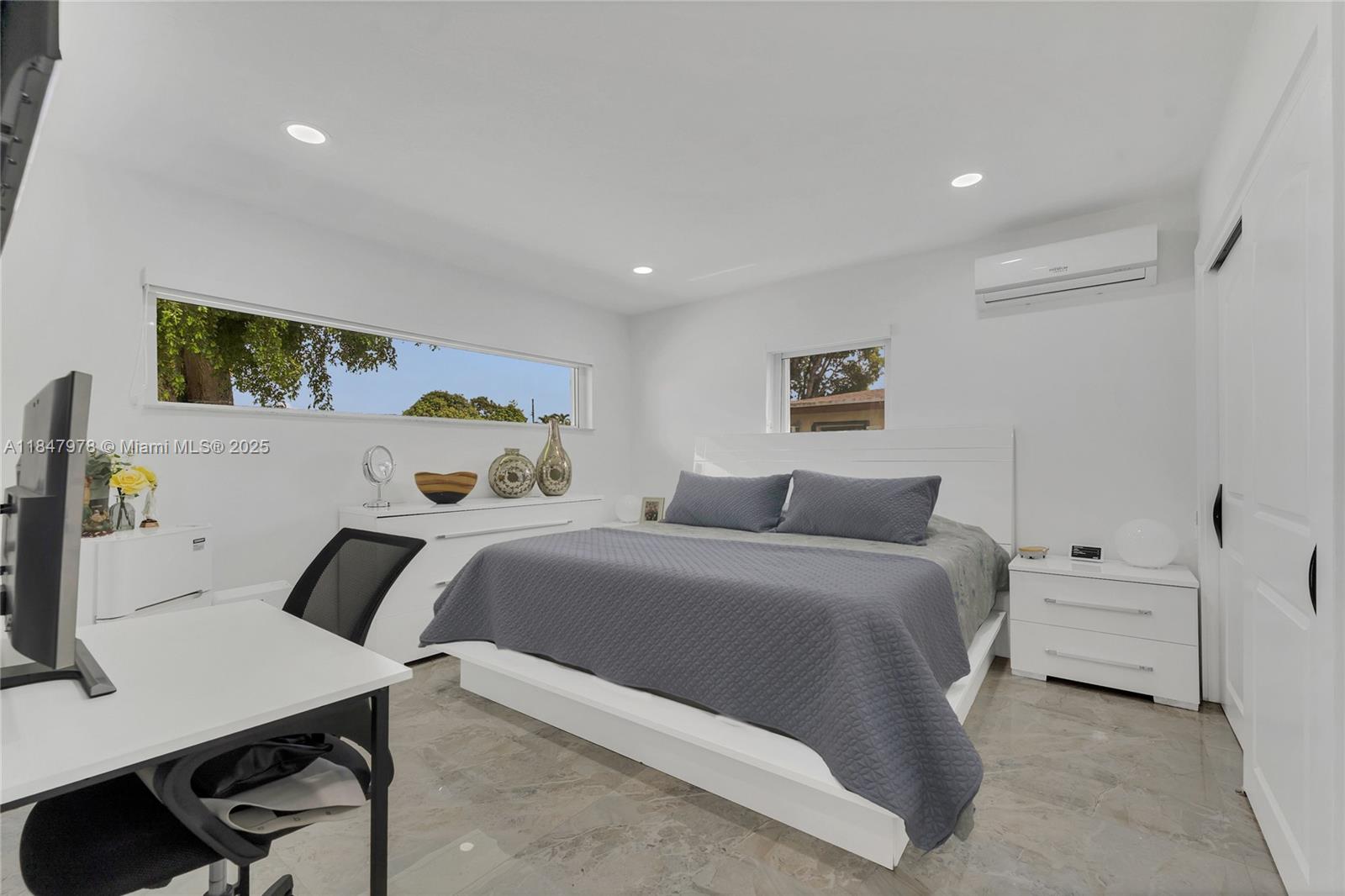 9530 Jamaica Dr # 9530