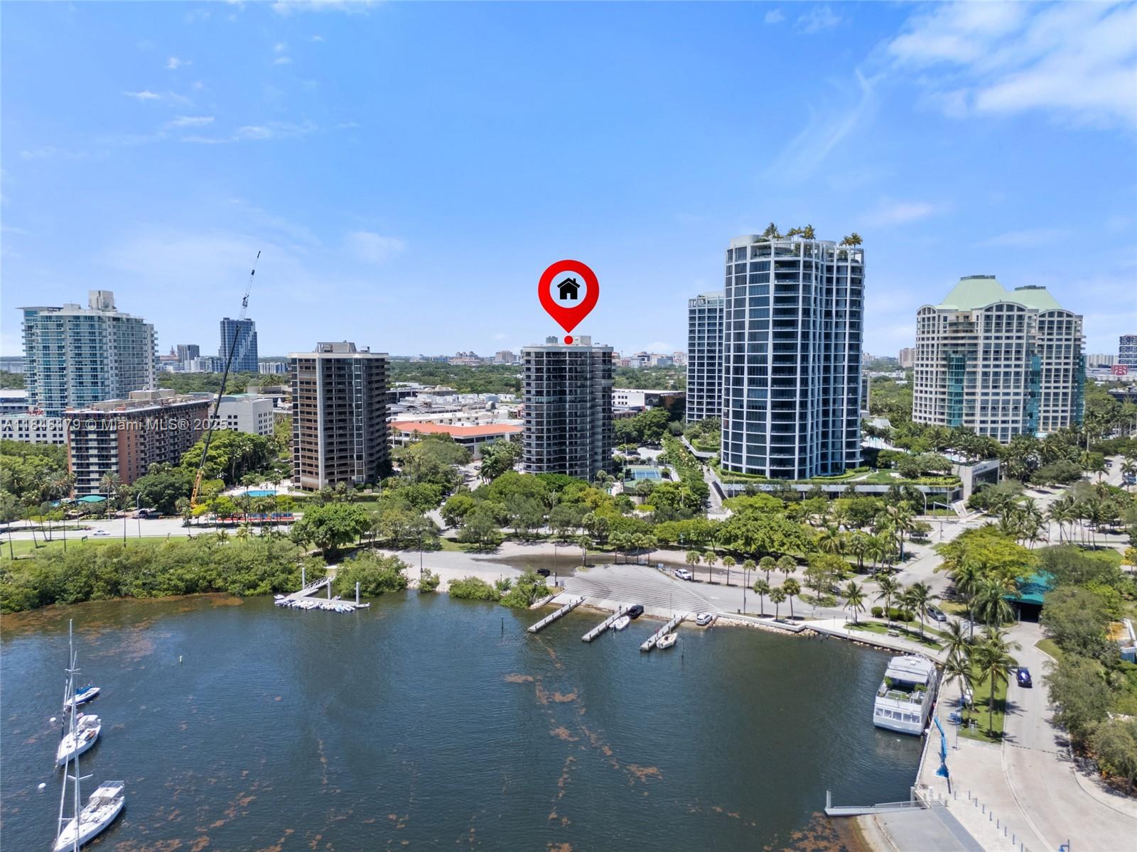 2843 S Bayshore Dr # 3F