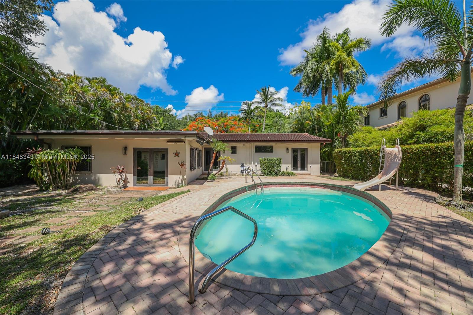 7620 SW 59th Ave