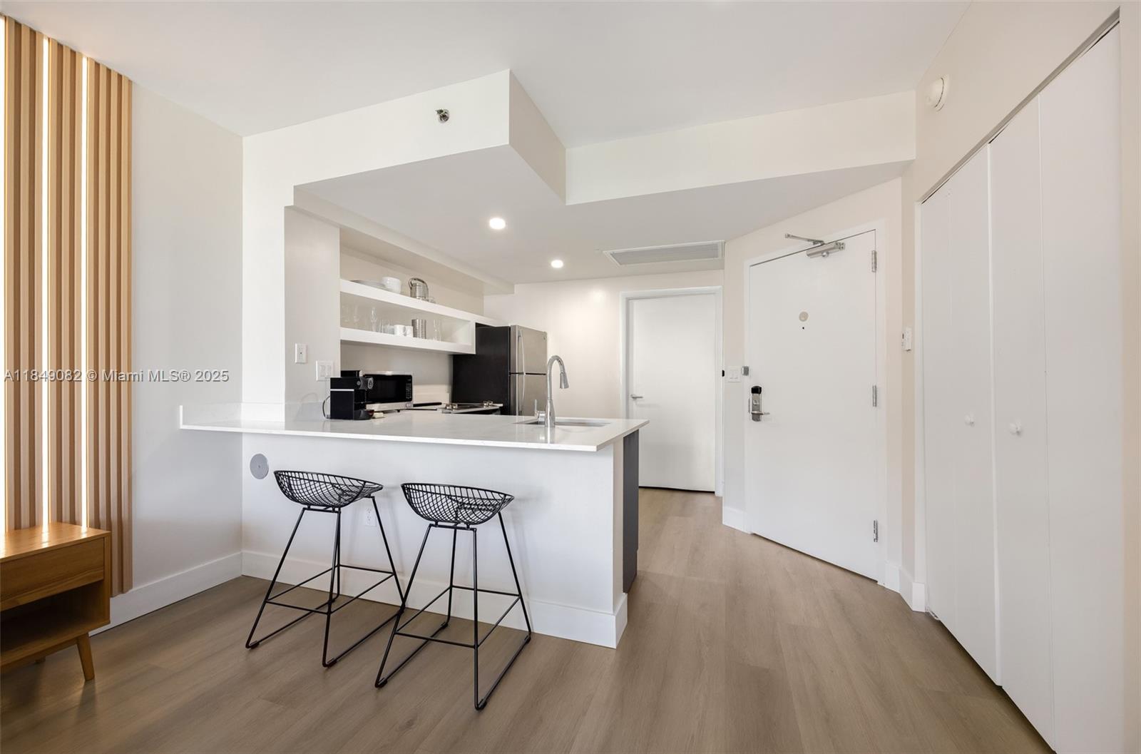 2889 Mcfarlane Rd # 905