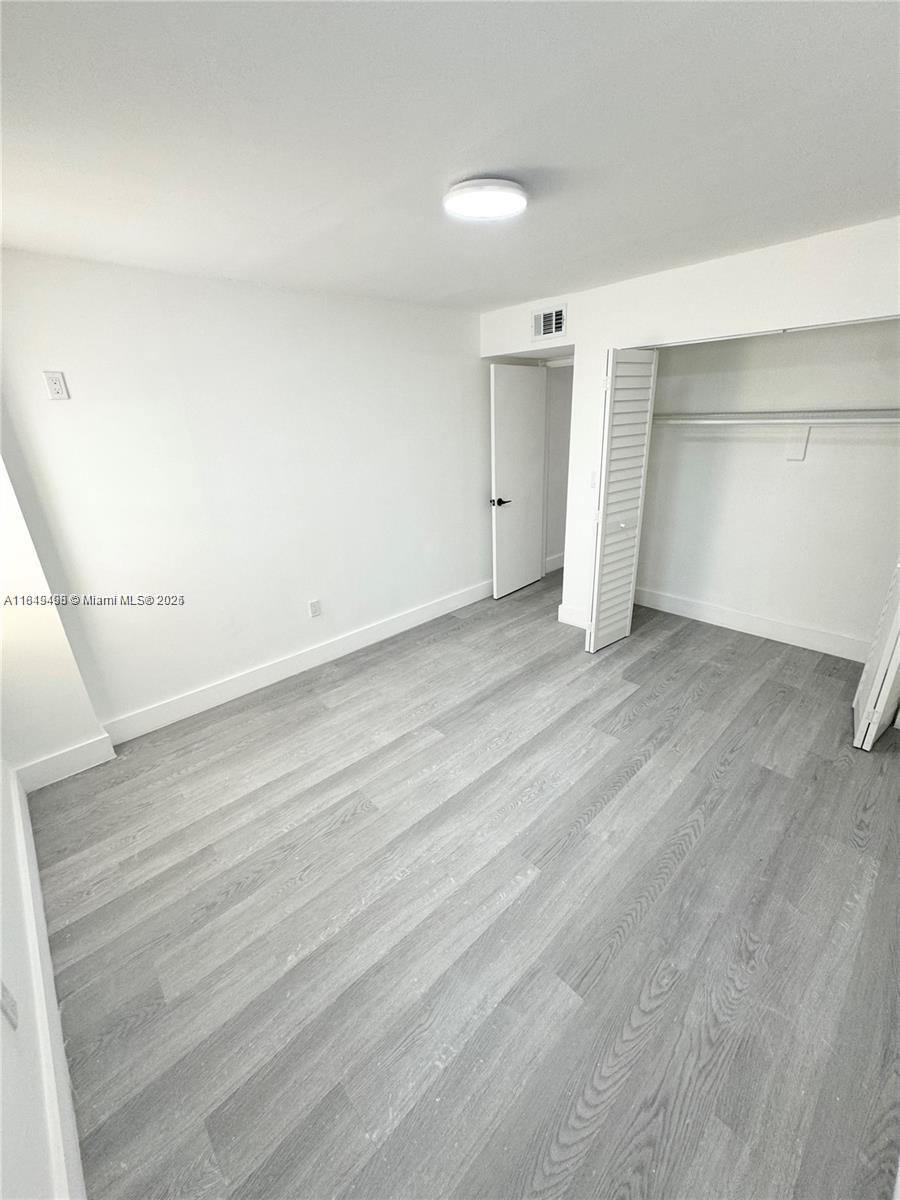 453 SW 2nd St # 304C