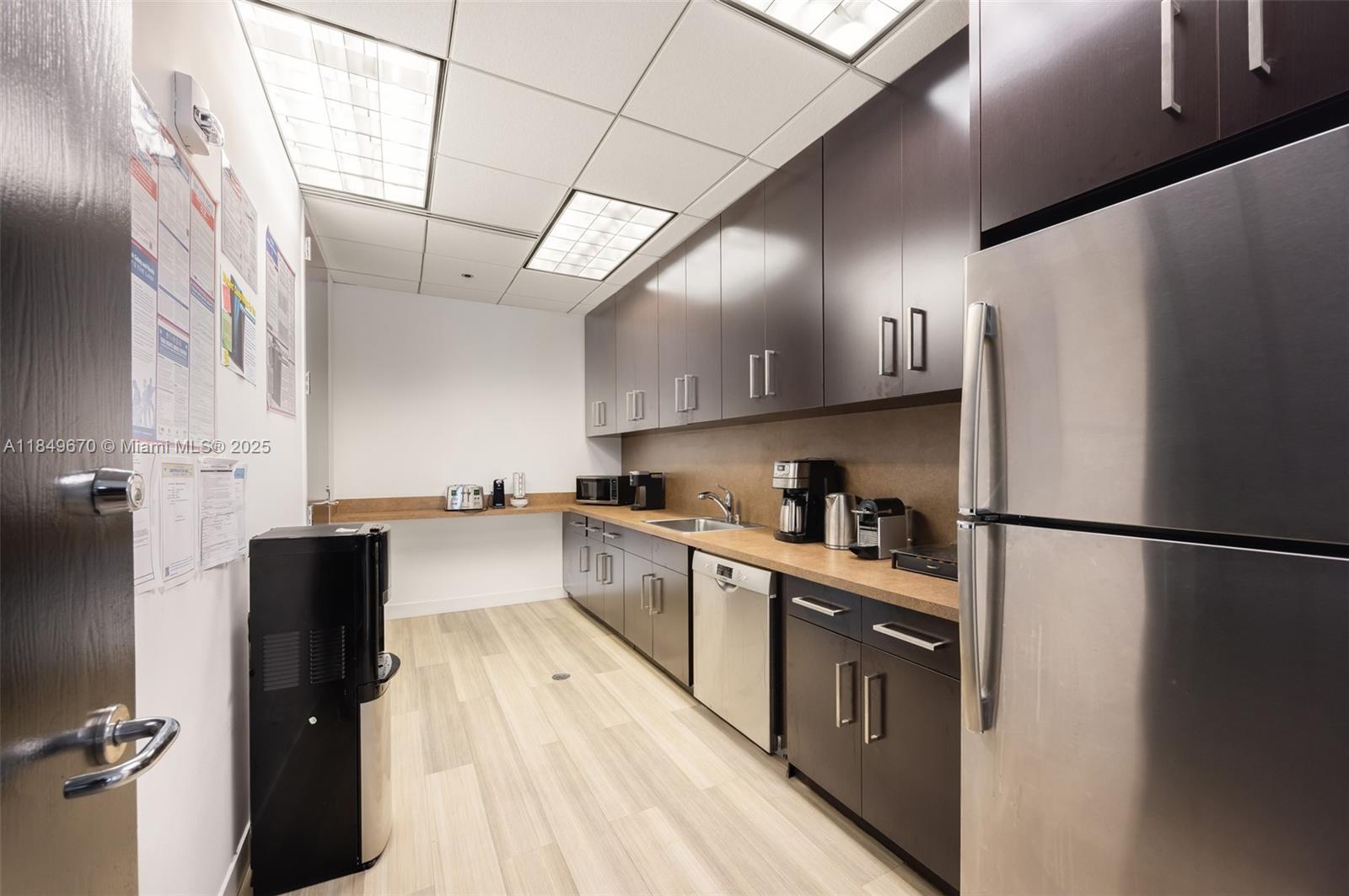 1001 Brickell Bay Dr # 2112